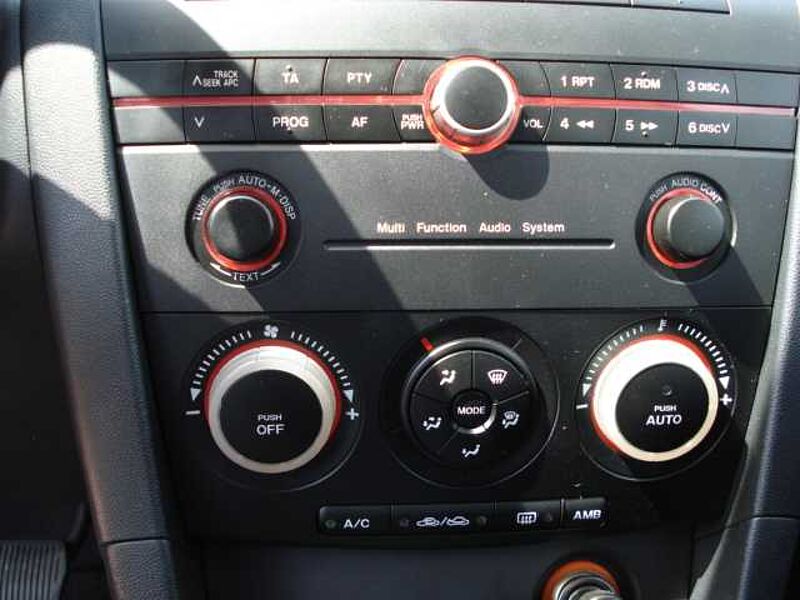 Mazda 3 1.6 Sport Aut. Exclusive