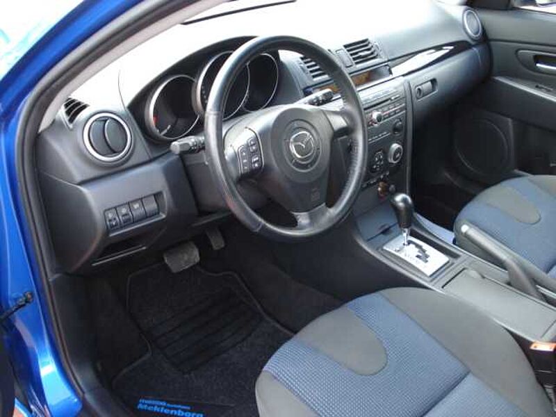 Mazda 3 1.6 Sport Aut. Exclusive