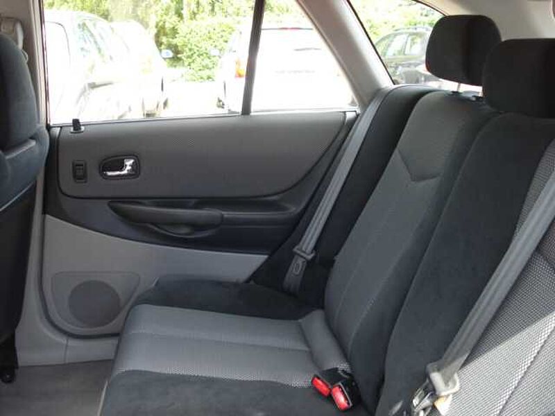 Mazda 323 F 1.6 Dynamic