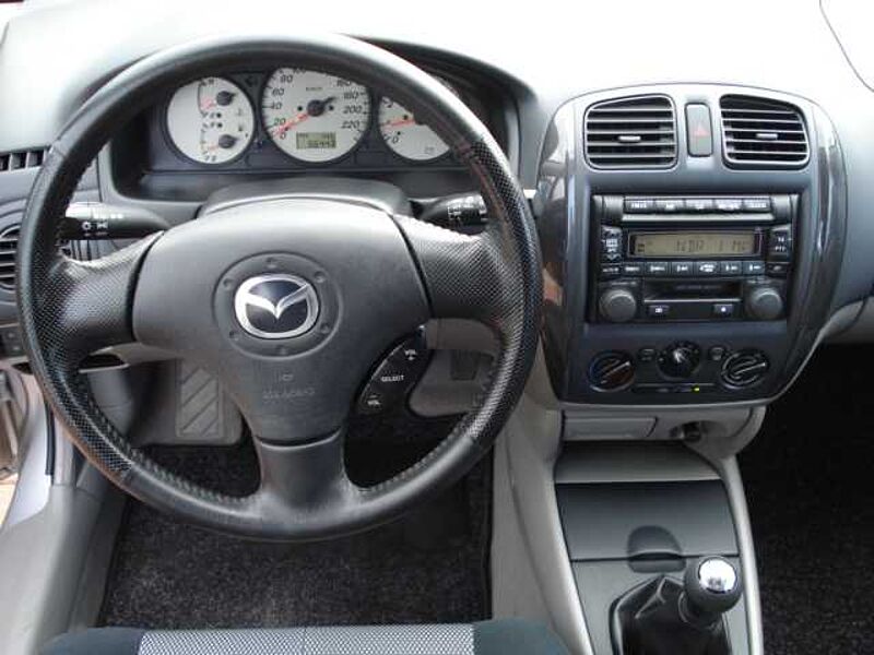 Mazda 323 F 1.6 Dynamic