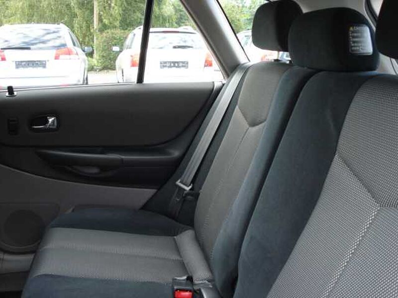 Mazda 323 F 1.6 Dynamic