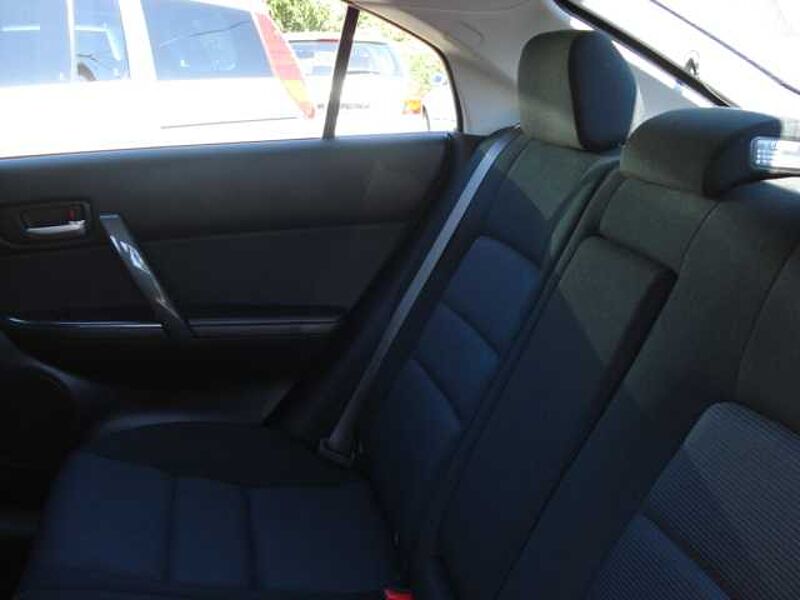 Mazda 6 Sport 1.8 Exclusive